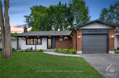 2022 DEERHURST Court, Beacon Hill North - South and Area, ON K1J 8H1