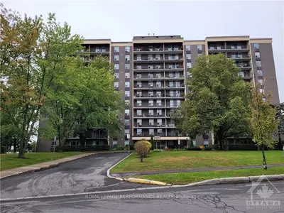 2400 VIRGINIA Drive 904, Alta Vista and Area, ON K1H 8L3