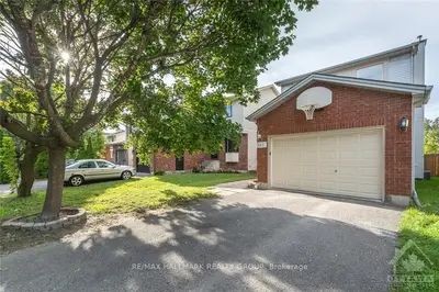 142 Huntersfield Drive, Hunt Club - South Keys And Area, On K1t 3l9