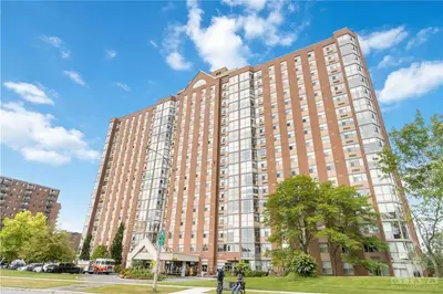 2760 Carousel Crescent 612, Blossom Park - Airport And Area, On K1t 2n4