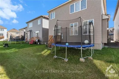 16 Eramosa Crescent, Kanata, On K2t 0r3
