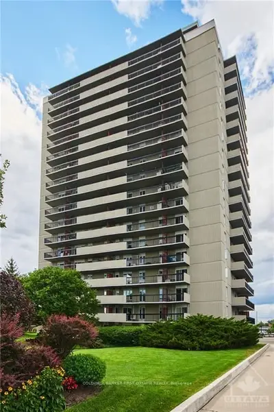 158B MCARTHUR Avenue 601, Vanier and Kingsview Park, ON K1L 8C9