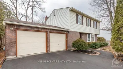 28 CRAIG HENRY Drive, South of Baseline to Knoxdale, ON K2G 3S6