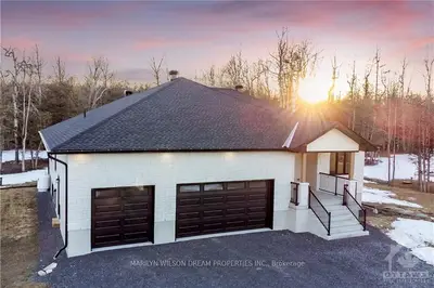 19 SKEEL Court, Stittsville - Munster - Richmond, ON K0A 1B0