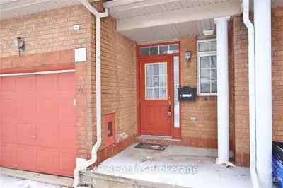 221 STATION Boulevard 4, Alta Vista and Area, ON K1G 6L8
