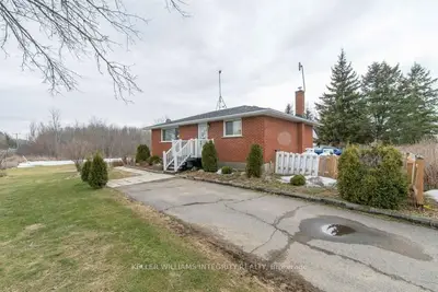 3590 DEVINE Road, Orleans - Cumberland and Area, ON K4B 1S4