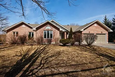 6519 EMPIRE GROVE Street, Greely - Metcalfe - Osgoode - Vernon and Area, ON K4P 1G6