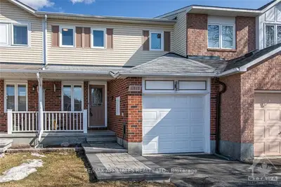 1917 SUNLAND Drive, Orleans - Cumberland and Area, ON K4A 3T4