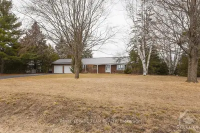 6651 MCCORDICK Road, Manotick - Kars - Rideau Twp and Area, ON K0A 2T0