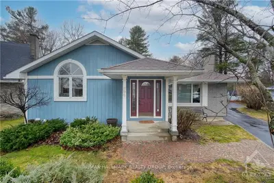 898 LINDA Place, Prescott, ON K0E 1T0
