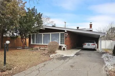 2331 HARDING Road, Elmvale Acres and Area, ON K1G 3B7