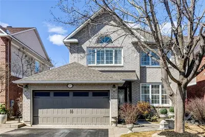 3100 APPLE HILL Drive, Blossom Park - Airport and Area, ON K1T 3Z2