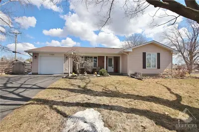 1326 VIKING Drive, Hunt Club - South Keys and Area, ON K1V 7J7