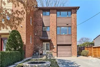 2127 SAUNDERS Avenue, Carlingwood - Westboro and Area, ON K2A 0C6