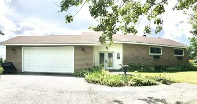 11704 LAKESHORE Drive, South Dundas, ON K0C 1X0