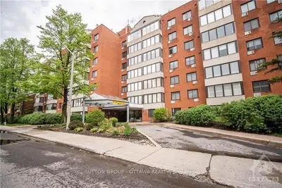 225 ALVIN Road 102, Manor Park - Cardinal Glen and Area, ON K1K 4H6