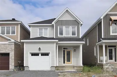 32 Pacing Walk, Stittsville - Munster - Richmond, ON K0A 2Z0