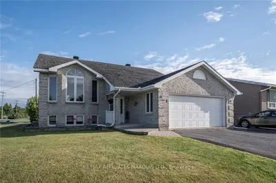 1 Strachan Avenue, South Stormont, On K0c 1p0