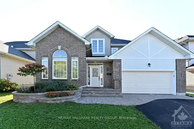 154 OSPREY Crescent, Kanata, ON K2M 2Z7