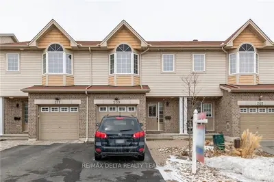 209 CITYVIEW Crescent, Orleans - Cumberland and Area, ON K4A 0T9