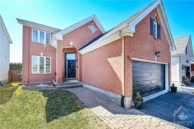 867 COMO Crescent, Orleans - Cumberland and Area, ON K4A 3Z9