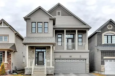 678 EAGLE CREST Heights, Stittsville - Munster - Richmond, ON K2S 1R8