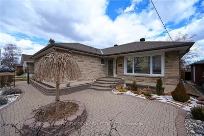 93 STEWART Boulevard, Brockville, ON K6V 4W2