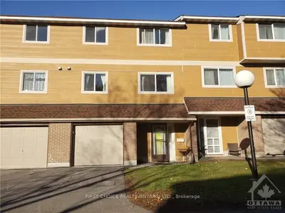 4605 CARRINGTON Place, Cyrville - Carson Grove - Pineview, ON K1B 4R1