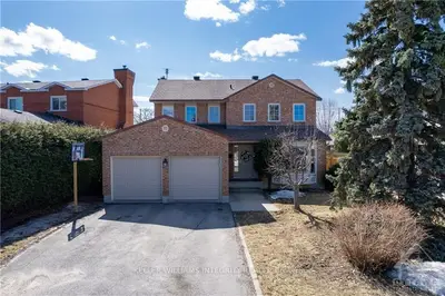 1890 CHAINE Court, Orleans - Convent Glen and Area, ON K1C 2N3