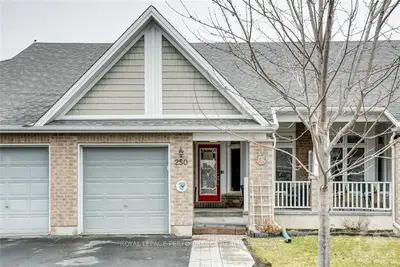 250 BULRUSH Crescent, Blossom Park - Airport and Area, ON K1T 0E6
