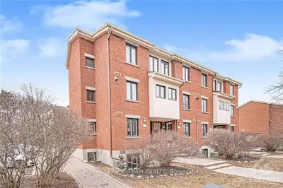 218 ALVIN Road, Manor Park - Cardinal Glen and Area, ON K1K 4W5