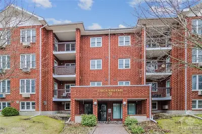 21 LISTON Avenue 212, Brockville, ON K6V 7B3