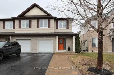 321 HORSESHOE Crescent, Stittsville - Munster - Richmond, ON K2S 0B6