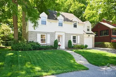 694 ISLAND PARK Drive, Carlington - Central Park, ON K1Y 0B7