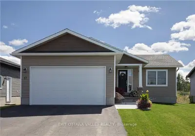 8091 Highway 60, Bonnechere Valley, On K0j 1t0