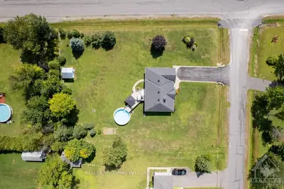 218 Daniel Crescent, Clarence-rockland, On K4k 1k7