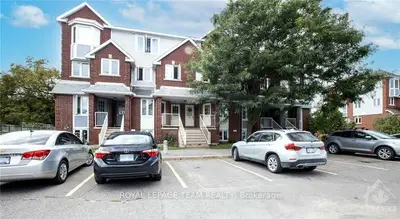298 Briston, Hunt Club - South Keys And Area, On K1g 5r1