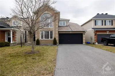 136 ABACA Way, Stittsville - Munster - Richmond, ON K2S 2C2