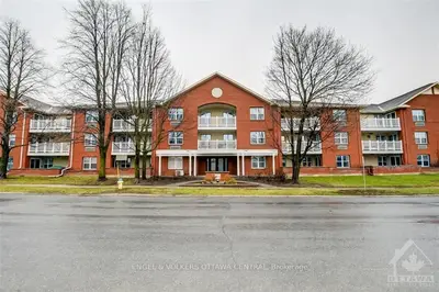 1099 CADBORO Road 213, Cyrville - Carson Grove - Pineview, ON K1J 9K4
