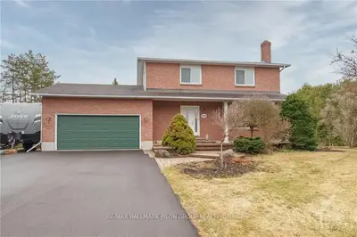 6520 WELLWOOD Street, Greely - Metcalfe - Osgoode - Vernon and Area, ON K4P 1G2