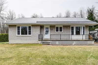 10506 ST JOHN Street, North Dundas, ON K0E 1S0