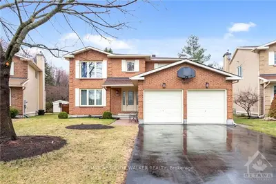 1814 THISTLELEAF Crescent, Orleans - Convent Glen and Area, ON K1C 5W3