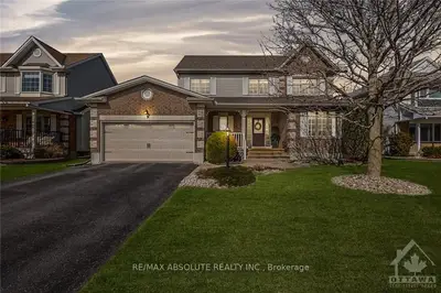 16 FOREST CREEK Drive, Stittsville - Munster - Richmond, ON K2S 1L6