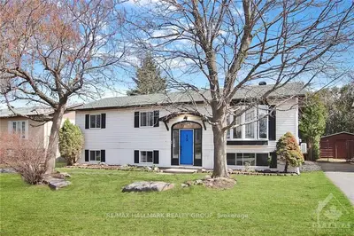 15 DOWDALL Crescent, Stittsville - Munster - Richmond, ON K2S 1T9