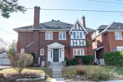 4 INGLEWOOD Place, Dows Lake - Civic Hospital and Area, ON K1Y 4C3