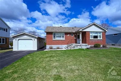 446 WOOD Street E, Prescott, ON K0E 1T0