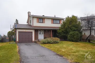 431 PHOENIX Crescent, Orleans - Cumberland and Area, ON K1E 2G2
