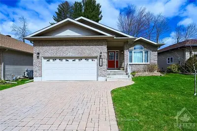 398 BROCK Street, Brockville, ON K6V 7A1