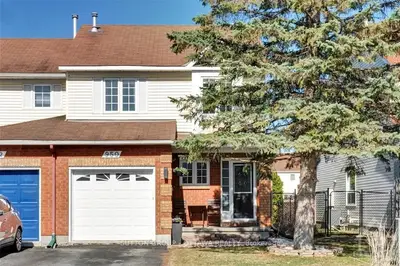 950 PARADISE Crescent, Orleans - Cumberland and Area, ON K4A 3S6