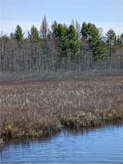 LT D FORESTRY Road, Laurentian Hills, ON K0J 1J0